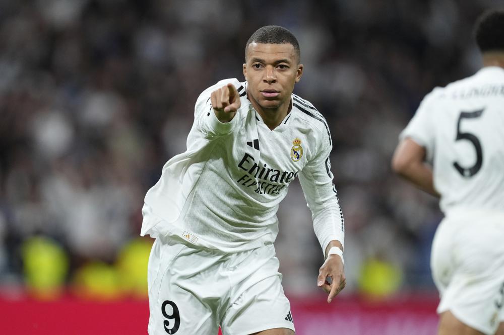 的中场指挥 的中场指挥